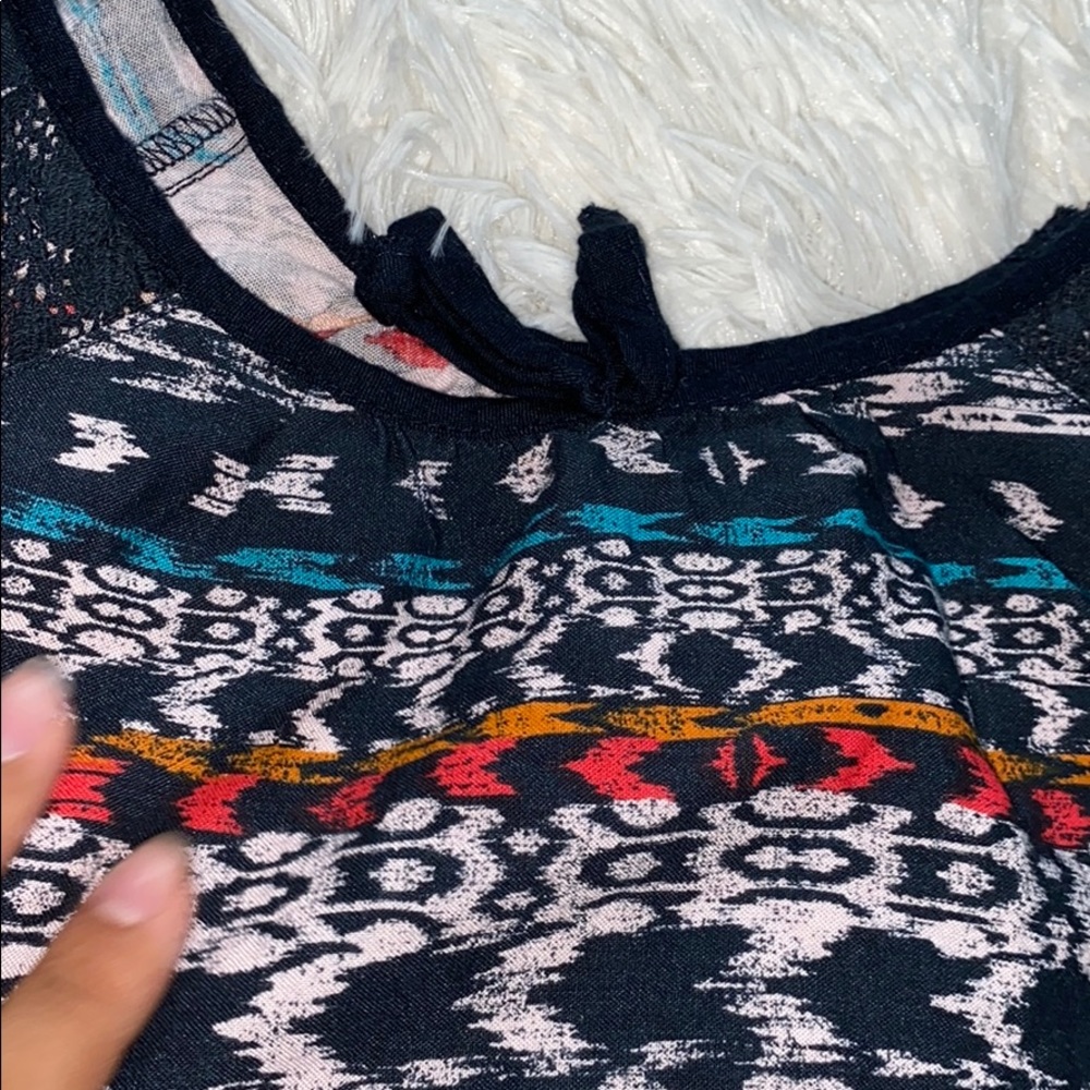 Aztec print top! Multicolored - Picture 2 of 3